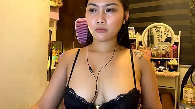 GlindaDejardin online show from 06/03/26, 02:23