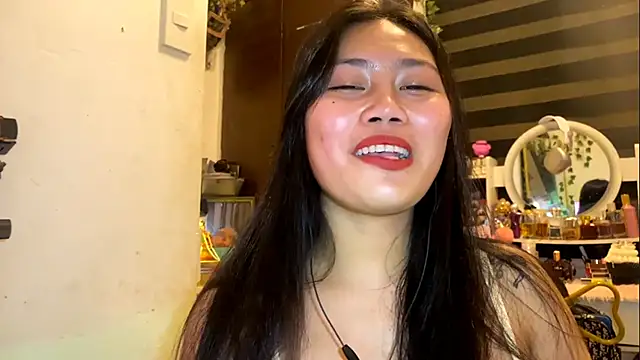 GlindaDejardin online show from 04/15/26, 05:17