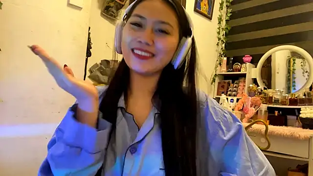 GlindaDejardin online show from 04/29/26, 05:30