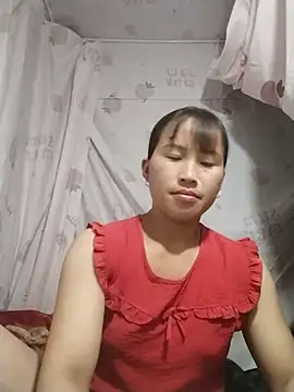 Snapshot of Yo-must chatting on 06/18/26, 12:10 Yo-must online show from 06/18/26, 12:10
