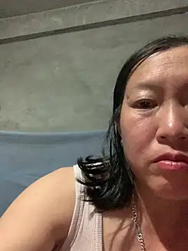 candy-beo online show from 04/30/26, 01:51
