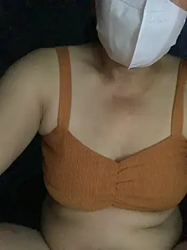 candy-beo online show from 07/13/26, 08:41
