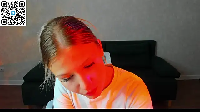 Angelina Becker online show from 05/22/26, 01:14