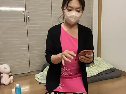 Snapshot of lemonade_madame chatting on 07/11/26, 11:54 lemonade madame online show from 07/11/26, 11:54