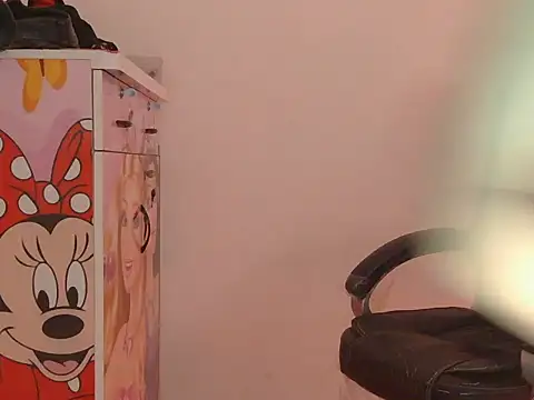 Snapshot of sweet_rashi chatting on 04/14/26, 05:34 sweet rashi online show from 04/14/26, 05:34