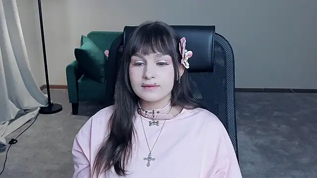 TeressaVeiga online show from 04/07/26, 11:45