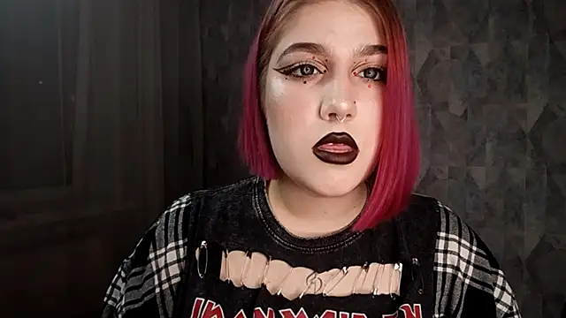 Snapshot of E_thie chatting on 04/07/26, 03:14 E thie online show from 04/07/26, 03:14