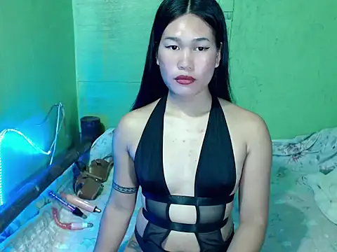 Snapshot of kaycee28 chatting on 04/04/26, 02:23 kaycee28 online show from 04/04/26, 02:23