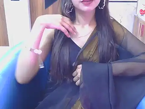 Snapshot of sweeet-Doll chatting on 04/15/26, 05:35 sweeet-Doll online show from 04/15/26, 05:35