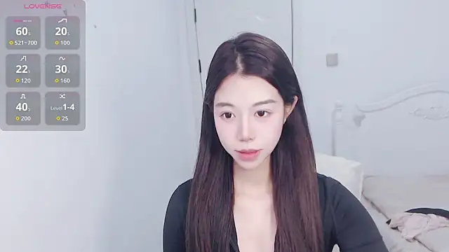 yaoyao-liu online show from 04/16/26, 04:19