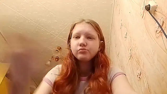 Snapshot of BirgitKamal chatting on 05/31/26, 10:21 BirgitKamal online show from 05/31/26, 10:21