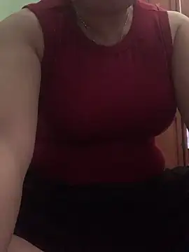   Evelyn   online show from 04/05/26, 06:31