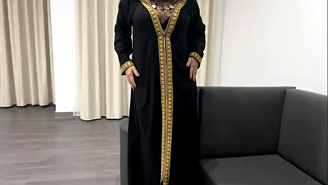 Snapshot of ArianaGoddess chatting on 04/13/26, 05:06 ArianaGoddess online show from 04/13/26, 05:06