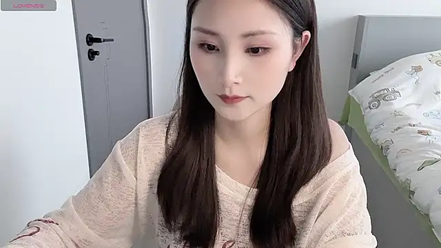 Huangyouyou online show from 04/15/26, 09:04