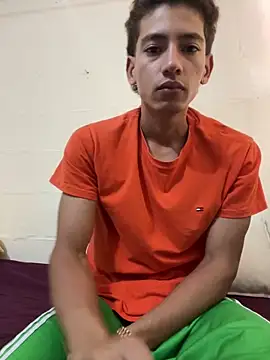 Gaby1823 online show from 04/15/26, 05:28