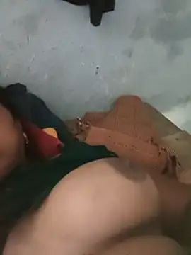 Desi hot bhabhi01 online show from 04/21/26, 10:11