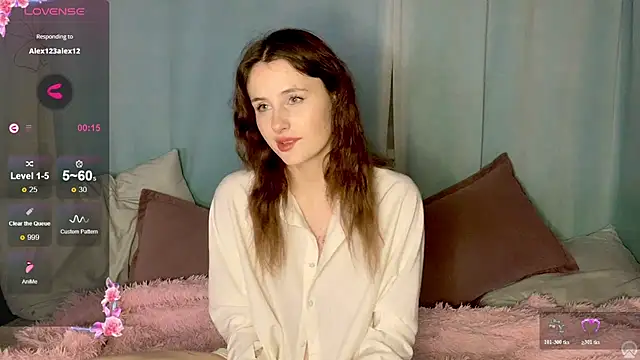 Snapshot of NessBarre chatting on 06/25/26, 11:32 NessBarre online show from 06/25/26, 11:32
