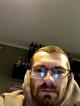 jozsi1995 online show from 04/15/26, 05:39