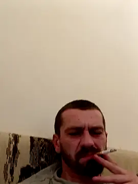 jozsi1995 online show from 04/13/26, 08:02