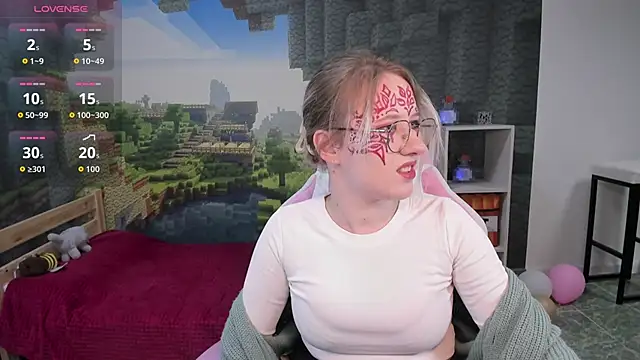 Snapshot of chatting on 04/07/26, 04:31 online show from 04/07/26, 04:31