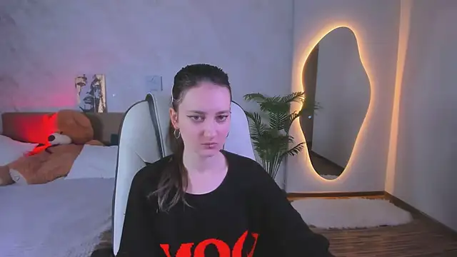 Snapshot of _SummerLila chatting on 04/06/26, 01:56 SummerLila online show from 04/06/26, 01:56