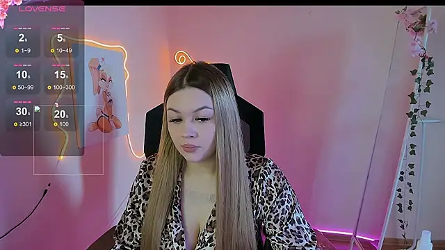 AmeliePeach online show from 04/23/26, 11:05