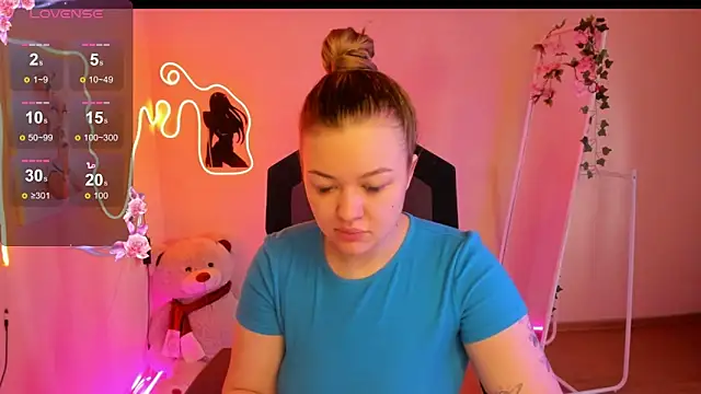 AmeliePeach online show from 04/08/26, 02:57