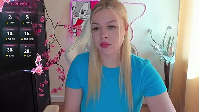 AmeliePeach online show from 06/16/26, 02:00