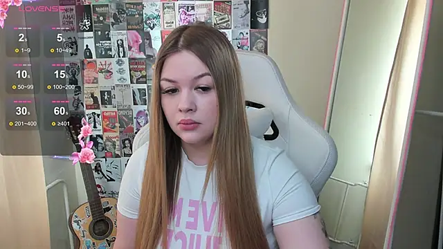 AmeliePeach online show from 05/04/26, 06:17