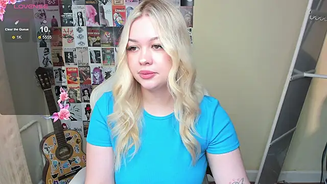 AmeliePeach online show from 05/29/26, 08:20