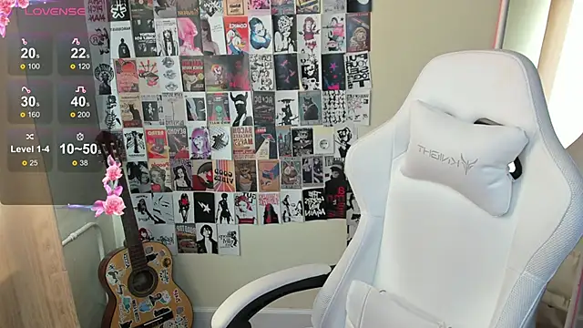 AmeliePeach online show from 05/15/26, 01:36