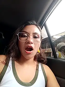 Leticia Hinkley  online show from 04/08/26, 03:46