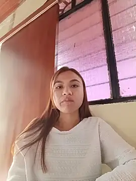 Leticia Hinkley  online show from 05/23/26, 01:32