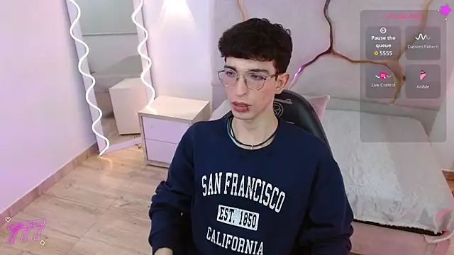 kaii tay1 online show from 04/12/26, 11:35