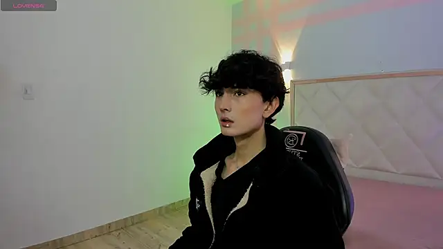 Eidan tay online show from 04/11/26, 07:39