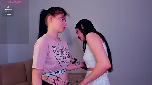 CindyPoster online show from 04/07/26, 05:42