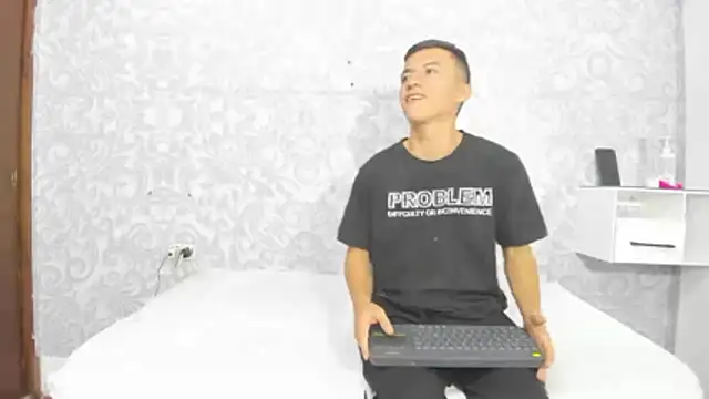 Snapshot of DilanAndKing chatting on 04/09/26, 01:28 DilanAndKing online show from 04/09/26, 01:28