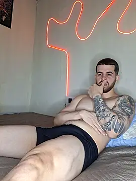 Snapshot of leoxxxgato chatting on 06/02/26, 11:49 leoxxxgato online show from 06/02/26, 11:49