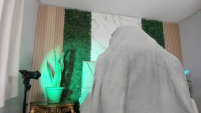 ianrice online show from 04/18/26, 07:07