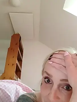 LadyFontaine online show from 04/14/26, 05:45