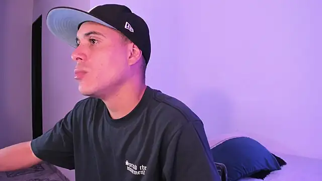 Snapshot of Axel__fierro chatting on 04/09/26, 07:31 Axel fierro online show from 04/09/26, 07:31