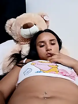 Valentina Narvaez online show from 05/09/26, 07:39