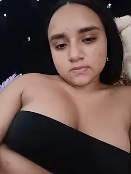 Snapshot of Valentina_Narvaez chatting on 06/20/26, 08:03 Valentina Narvaez online show from 06/20/26, 08:03