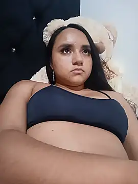 Valentina Narvaez online show from 05/23/26, 07:35