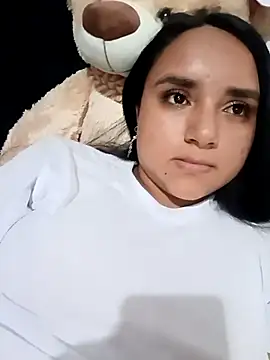 Valentina Narvaez online show from 05/11/26, 07:33
