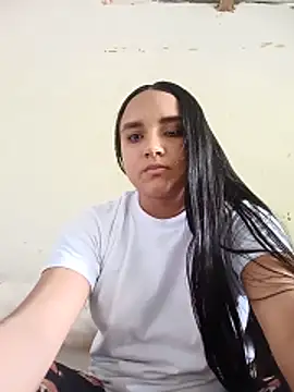 Snapshot of Valentina_Narvaez chatting on 06/15/26, 07:46 Valentina Narvaez online show from 06/15/26, 07:46