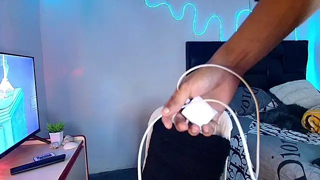Ethan Noa online show from 04/22/26, 07:20