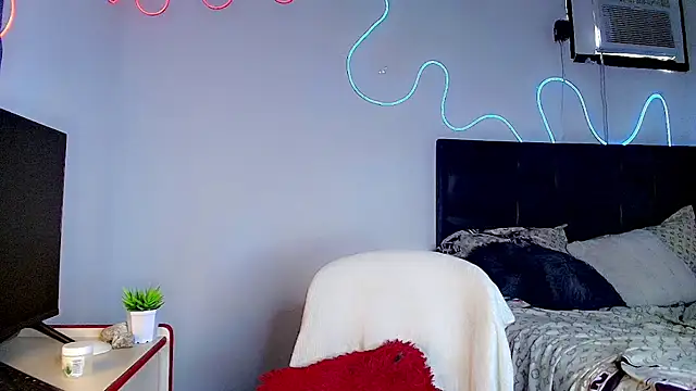 Ethan Noa online show from 04/13/26, 03:38
