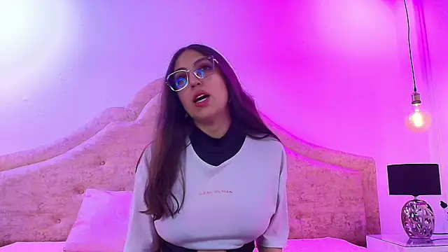 sweetlyundone online show from 04/15/26, 07:40