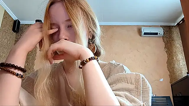 KateVibe 01 online show from 05/11/26, 01:18